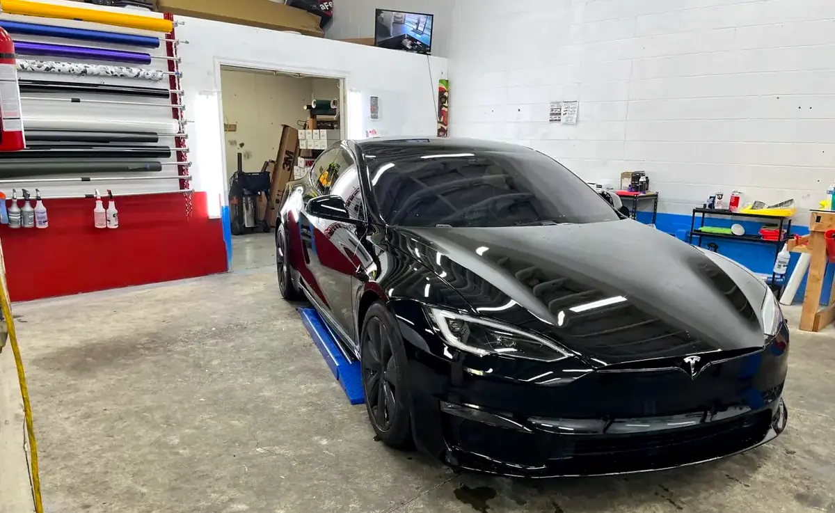 Professional car window tinting installation in Bellevue Washington